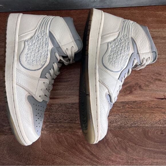 Heaven on Earth High-Top Sneakers - Men’s Size 8 - Picture 6 of 8